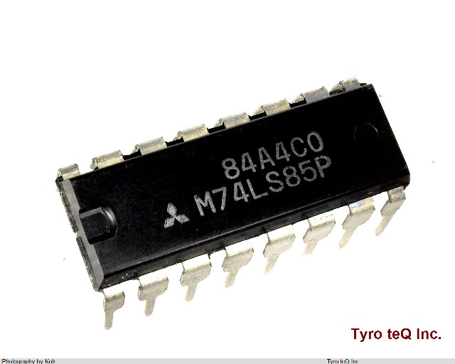 M74LS85P