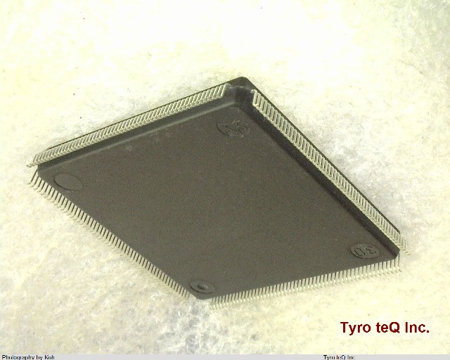 EP1K50QC208-3N