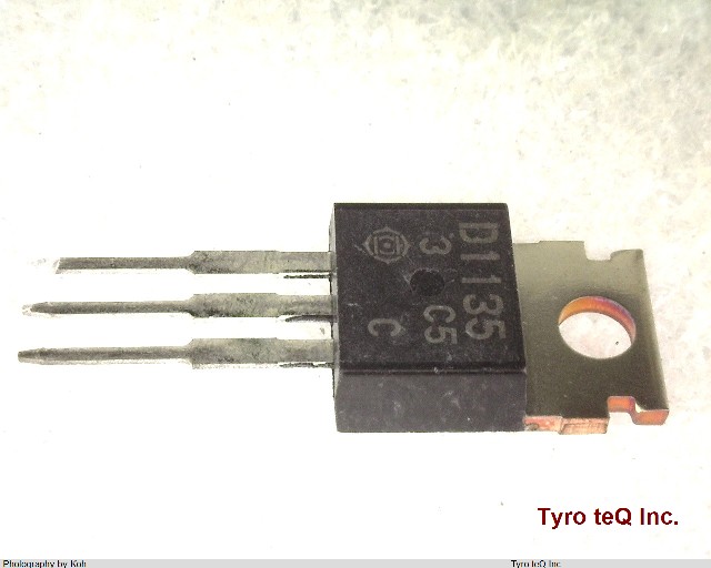 2SD1135