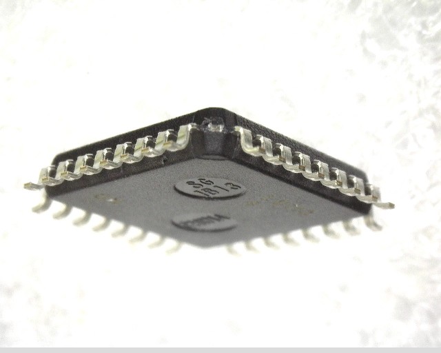 IDT72V251L10PFG