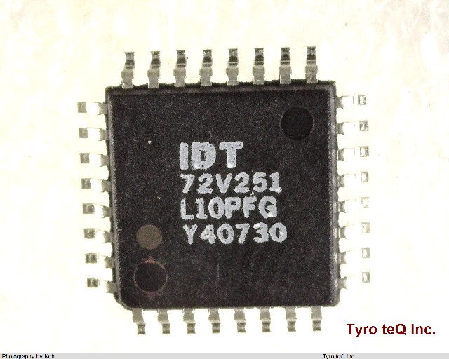 IDT72V251L10PFG