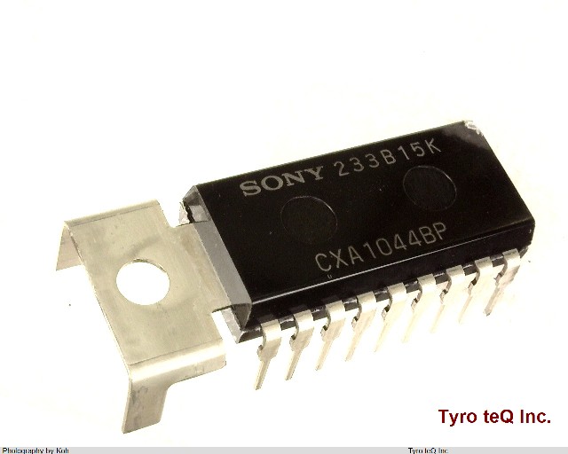 CXA1044BP