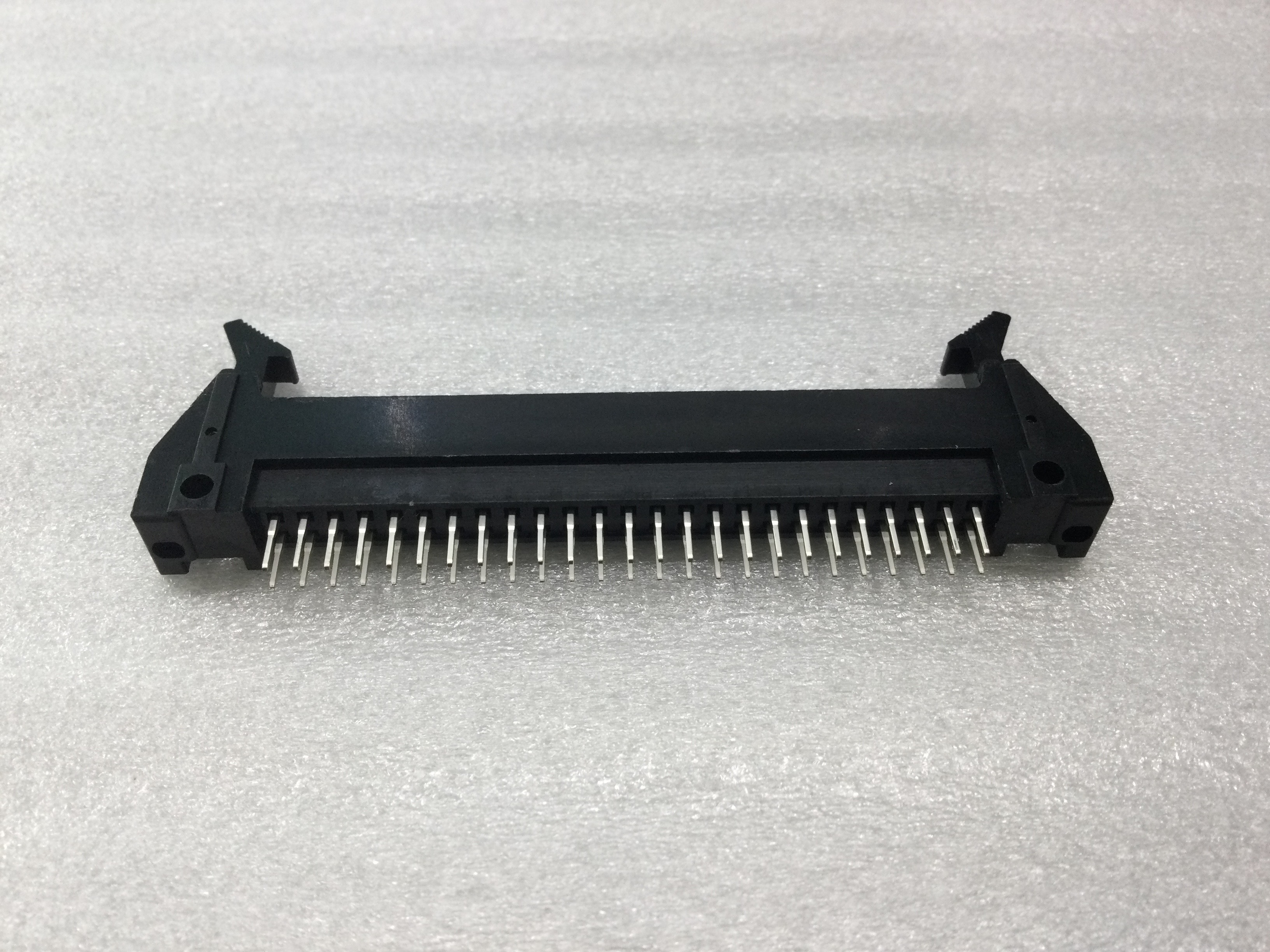 HIF3CA-50PA-2.54DSA(71)