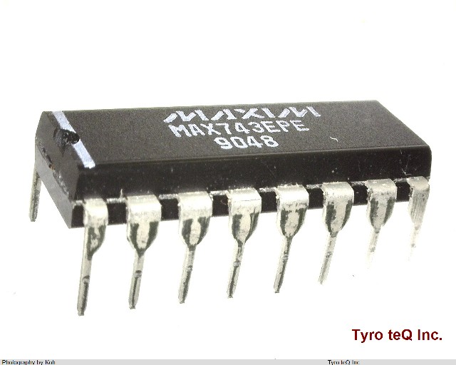 MAX743EPE