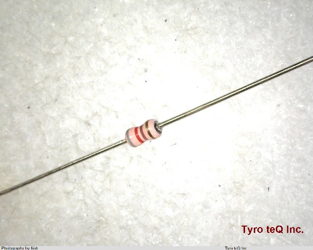 RD20S 820 OHM J