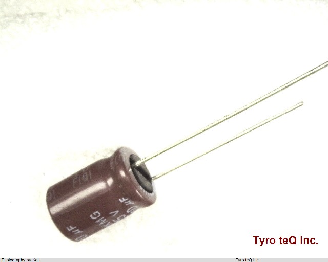 EKMG250ELL221MHB5D