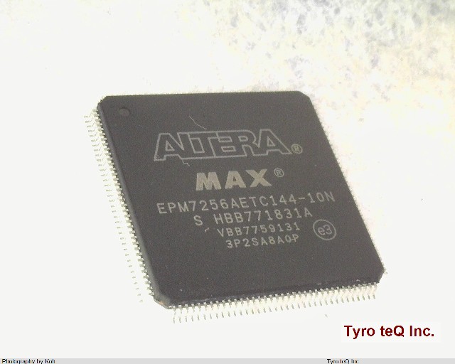 EPM7256AETC144-10N