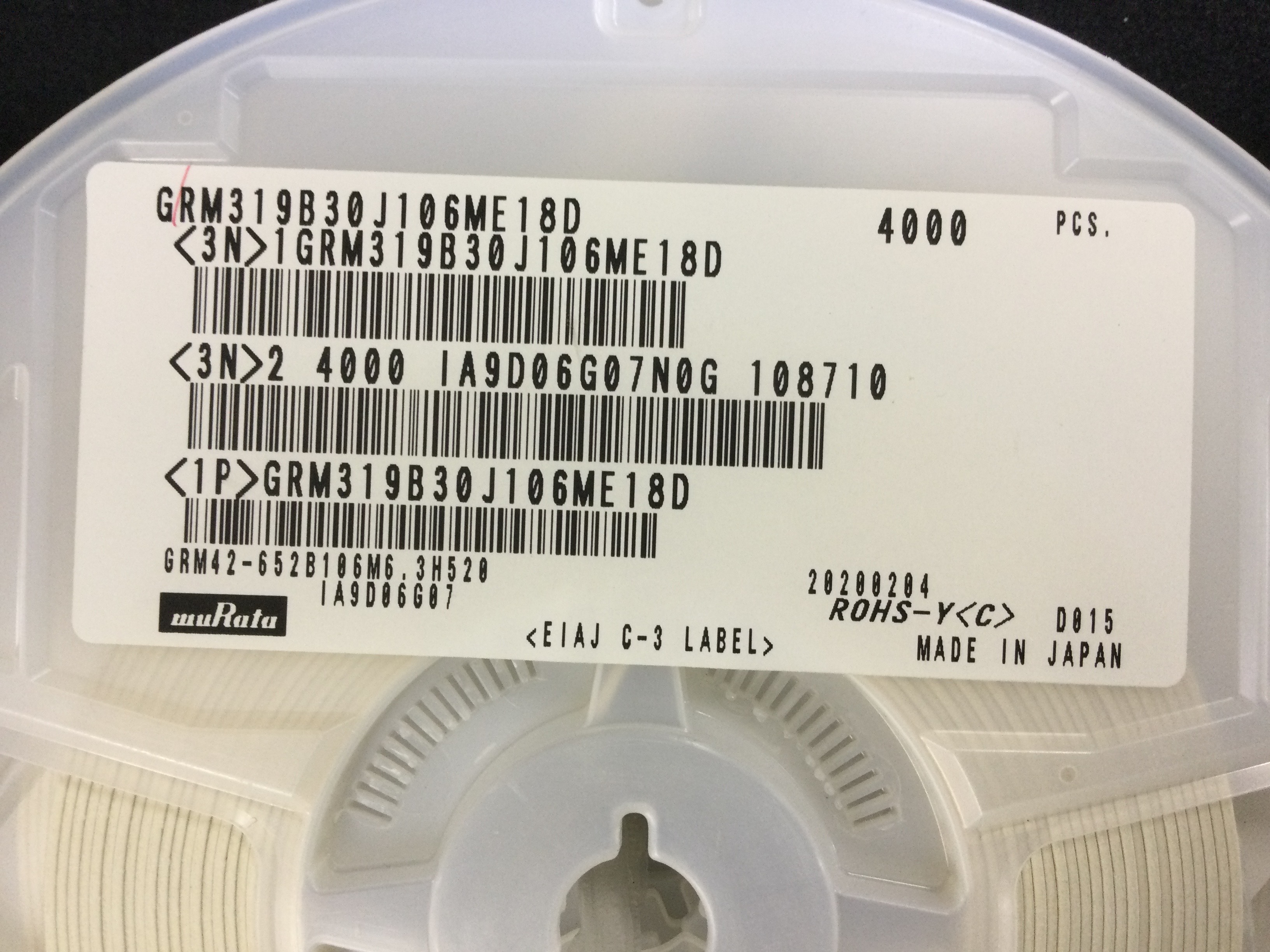 GRM319B30J106ME18D