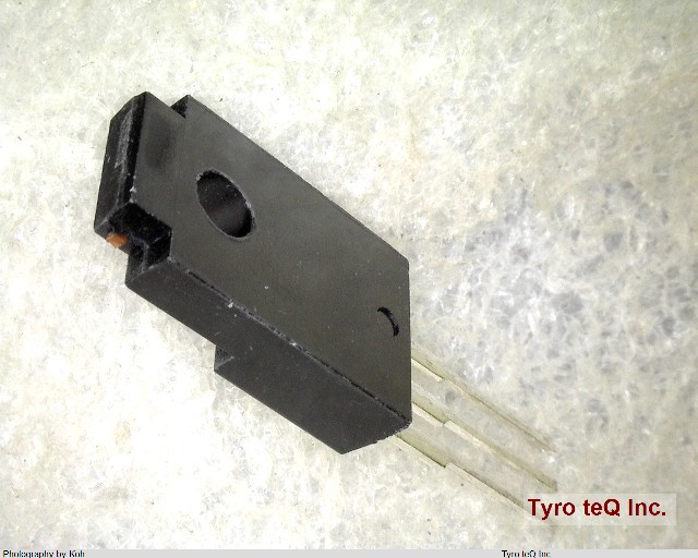 UPC78M15AHF-AZ