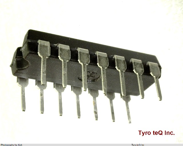 UPD4584BC