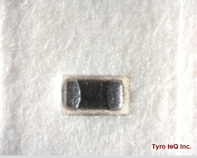 GRM155B30J105KE18D