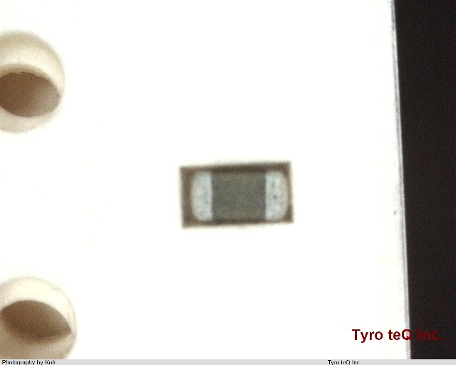 GRM188F11E104ZA01D