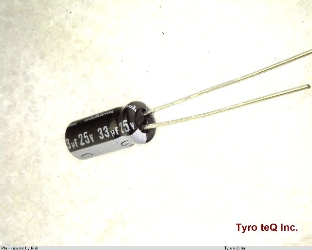 UVR1E330MDD