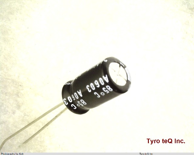 UVR1E101MED