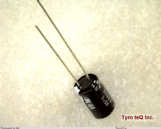 UVR1C471MPD