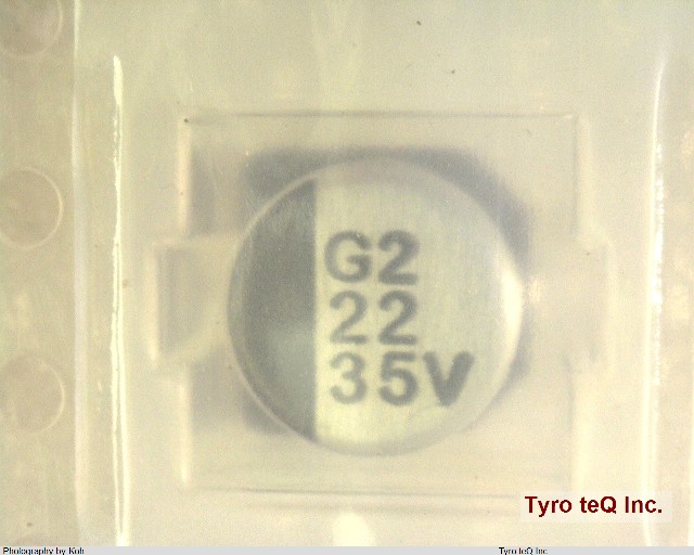 UWX1V220MCR1GB