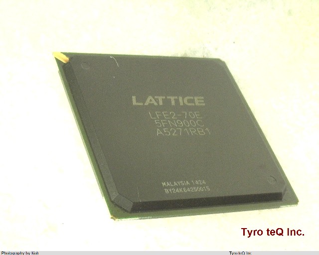 LFE2-70E-5FN900C