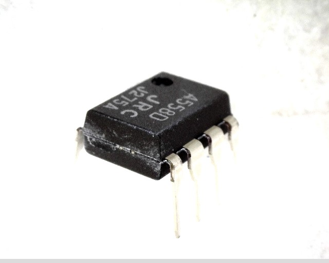 NJM4558D