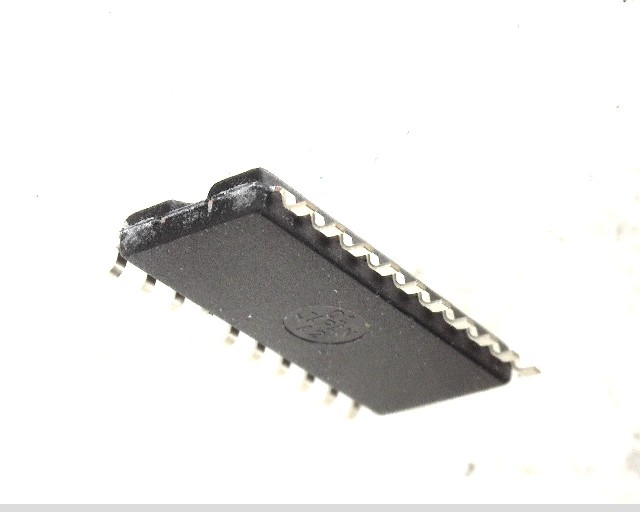TC74ACT240F(F)