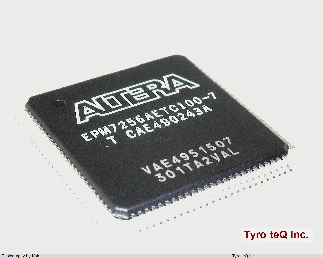EPM7256AETC100-7