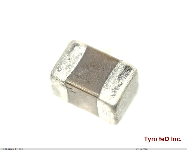 TMF212B7104KGHT
