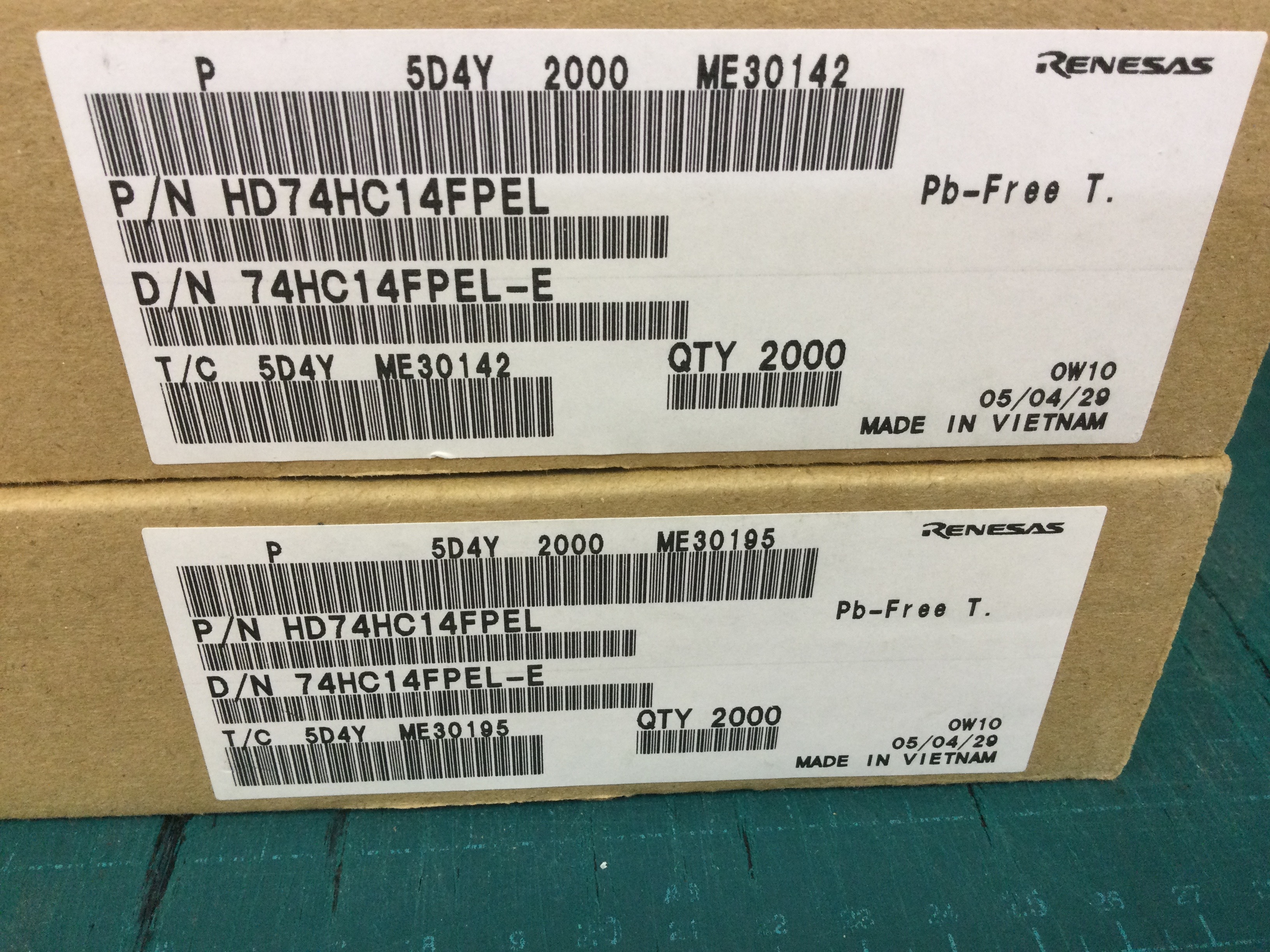HD74HC14FPEL