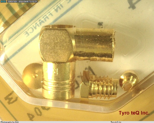 R114165133