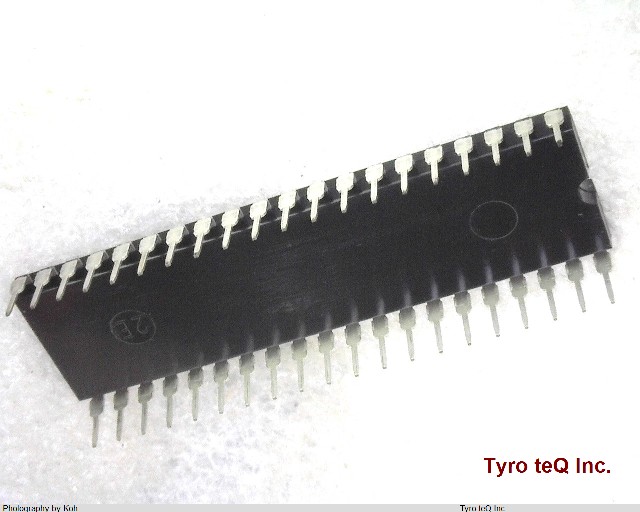 TMP82C79P-2