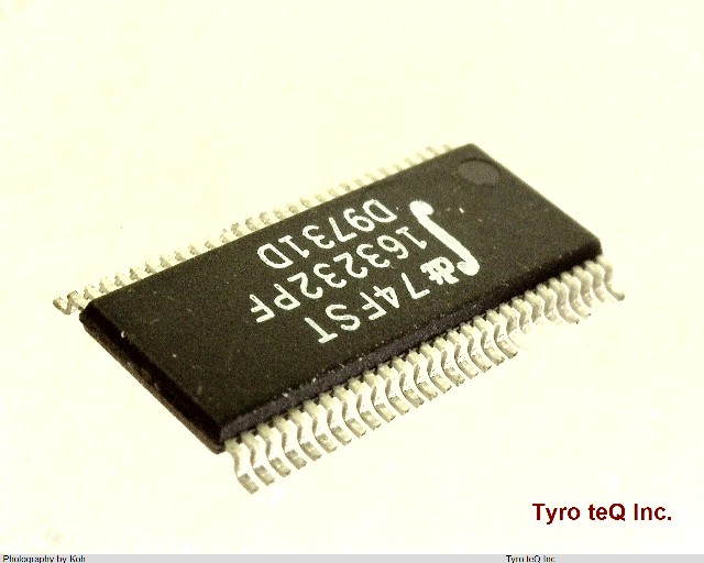 IDT74FST163232PF