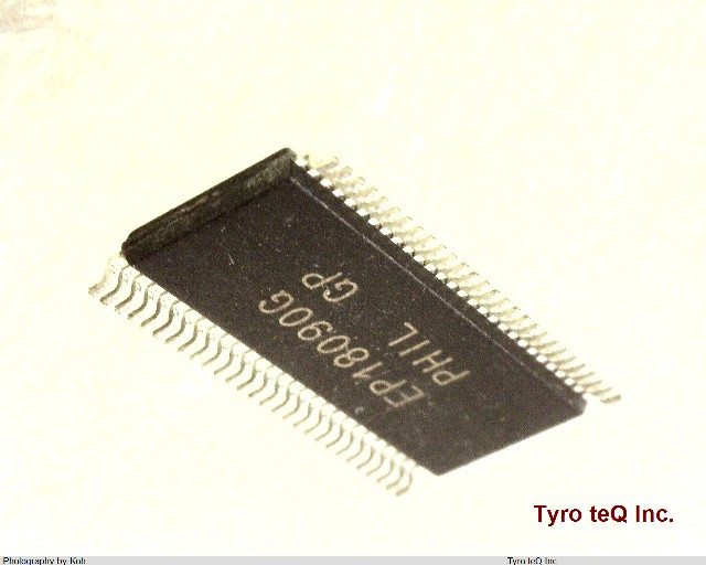 IDT74FST163232PF