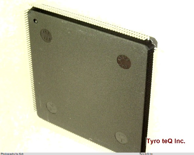 EPF10K10QC208-4
