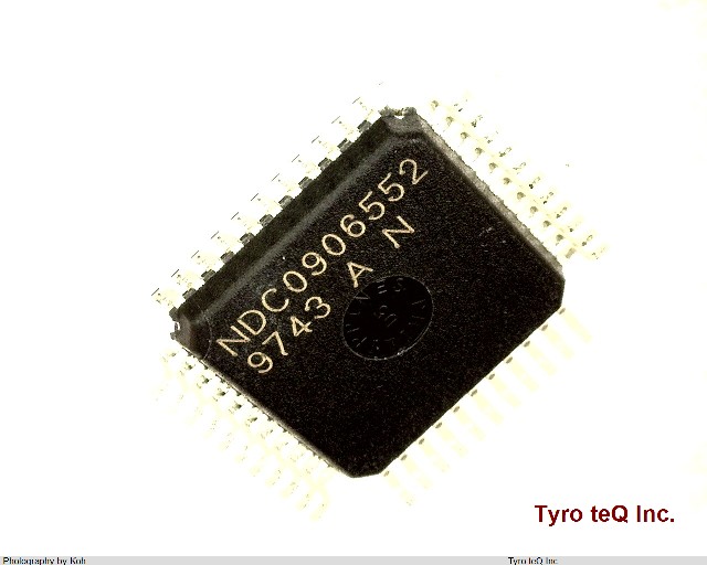 EPM7032QC44-7