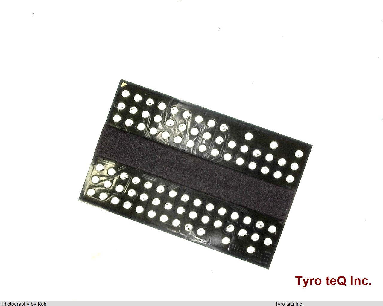 A3R12E40CBF-8E