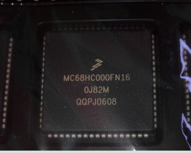MC68HC000FN16R2