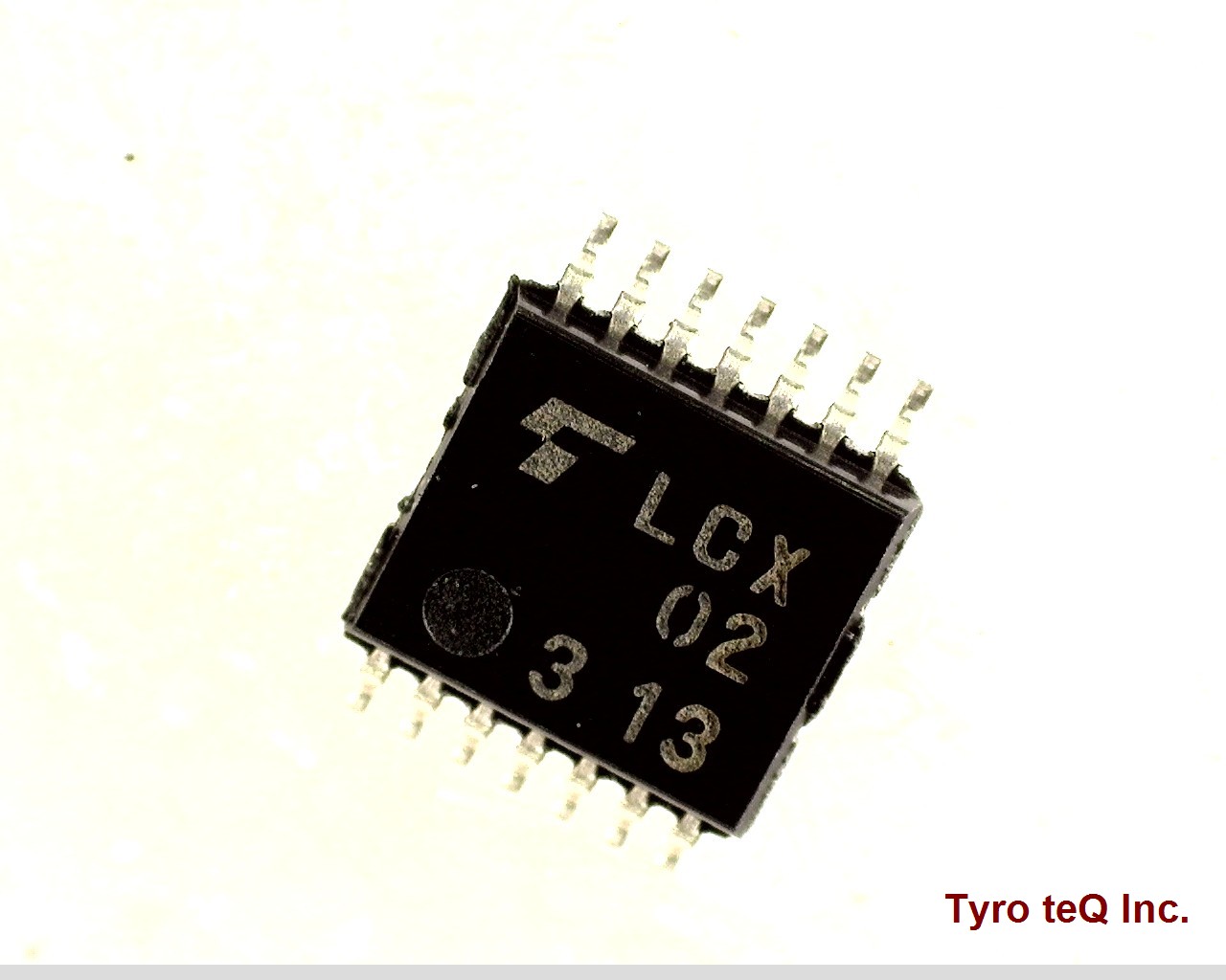 TC74LCX02FT