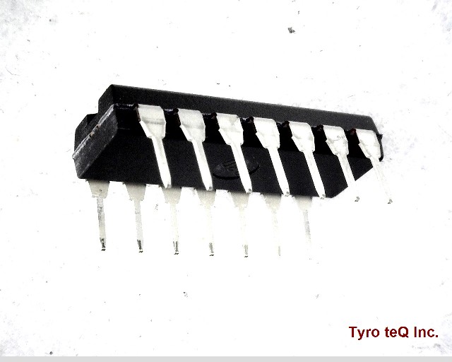 NJU7054D
