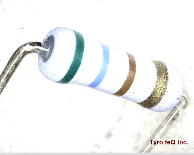 MO1CM15S561J