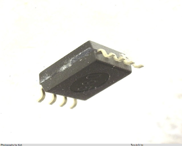 NJM022M