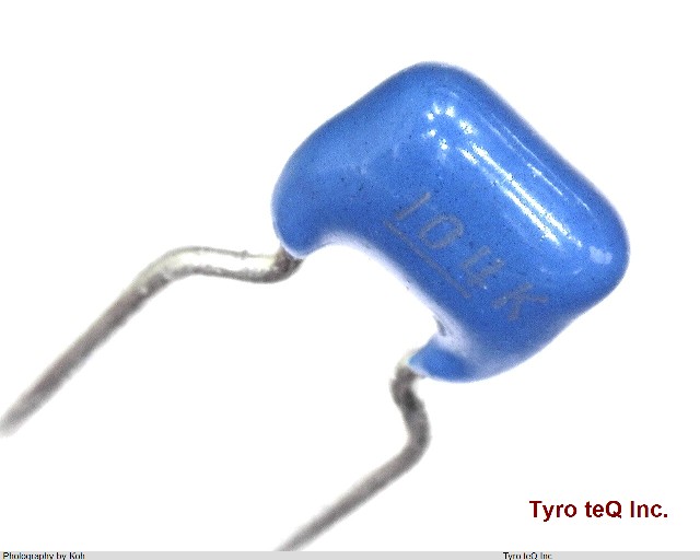 FK20X7R1H104K