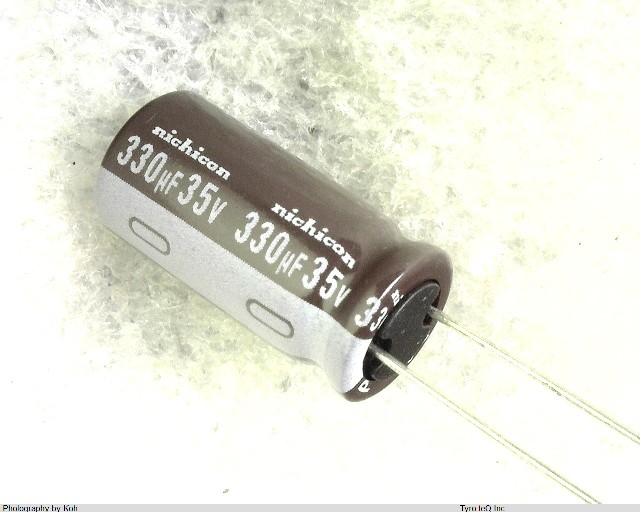 UPM1V331MPD