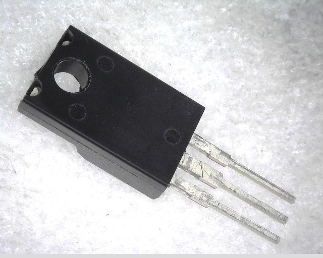 NJM79M15FA
