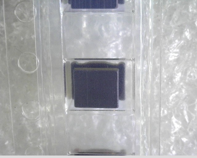 LQH43MN220K03L
