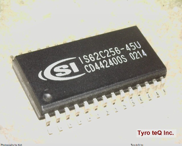 IS62C256-45U