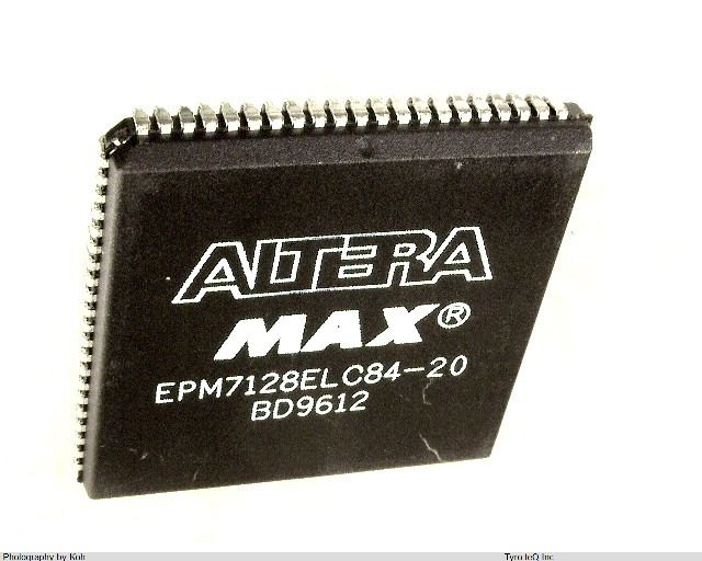 EPM7128ELC84-20