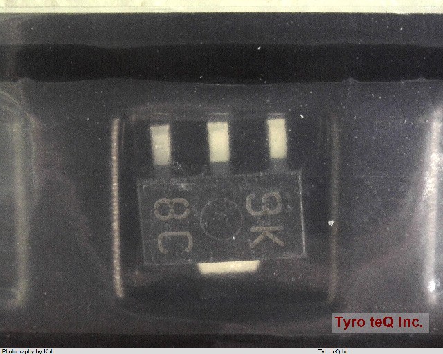 NJM79L12UA-TE1