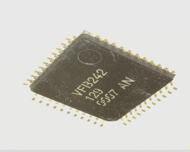 EPM7064STC44-10