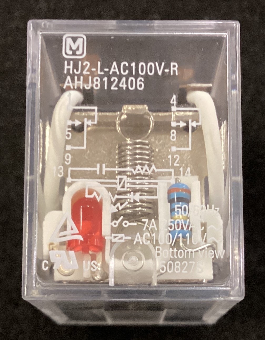 AHJ812406