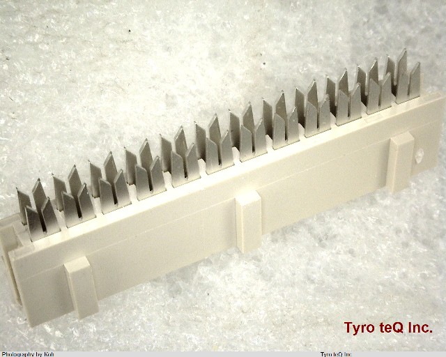 DF1-12S-2.5R24(05)