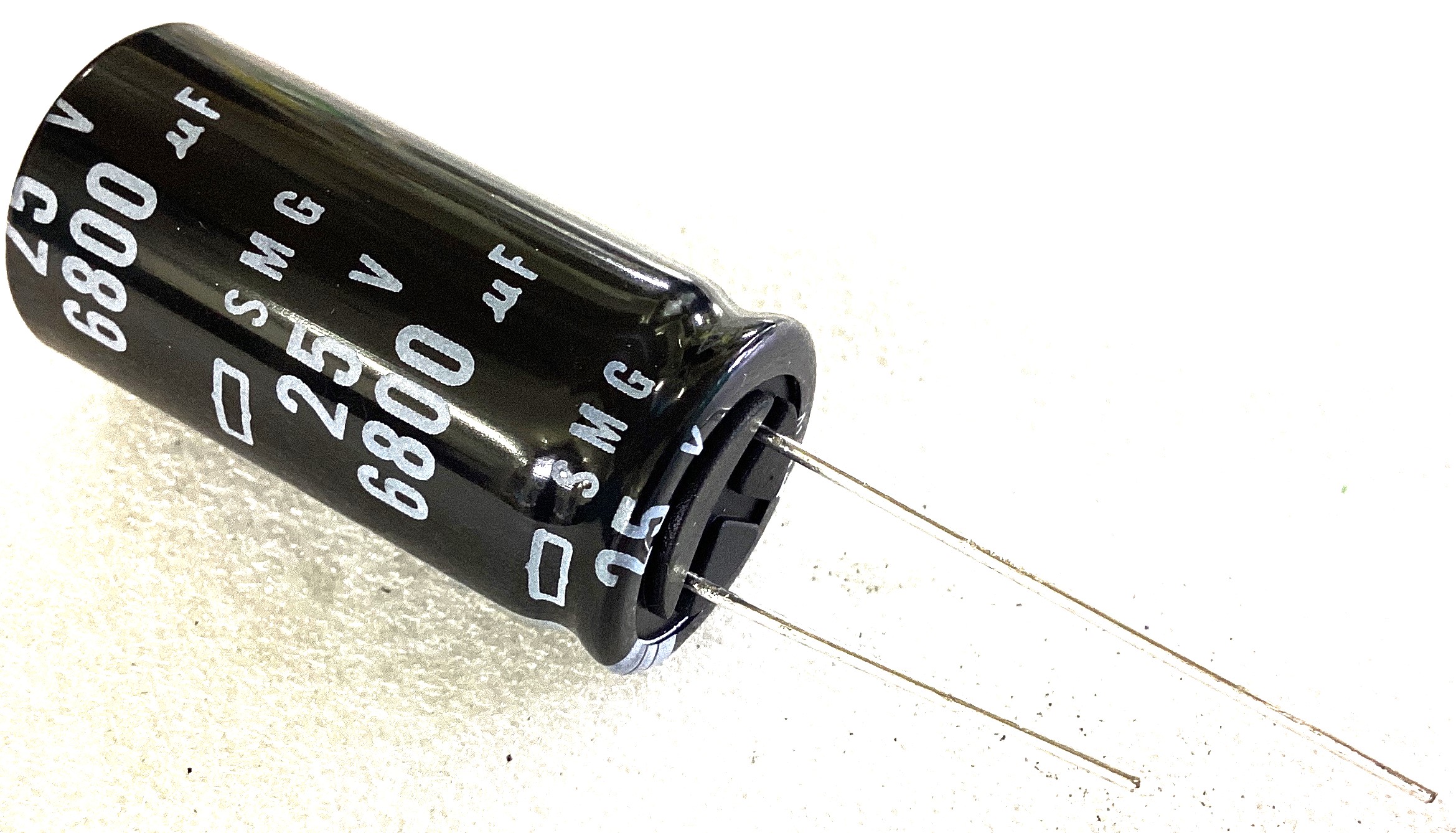 ESMG250ELL682MMP1S
