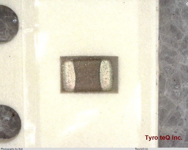 GRM216F11E104ZA01D